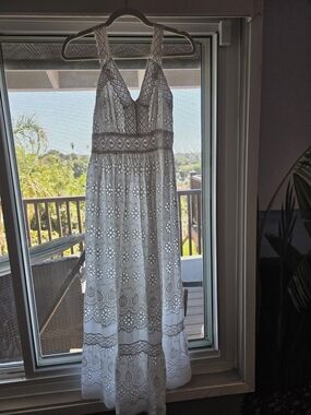 Beautiful White Eyelet Lace Maxi Dress with V-Neck